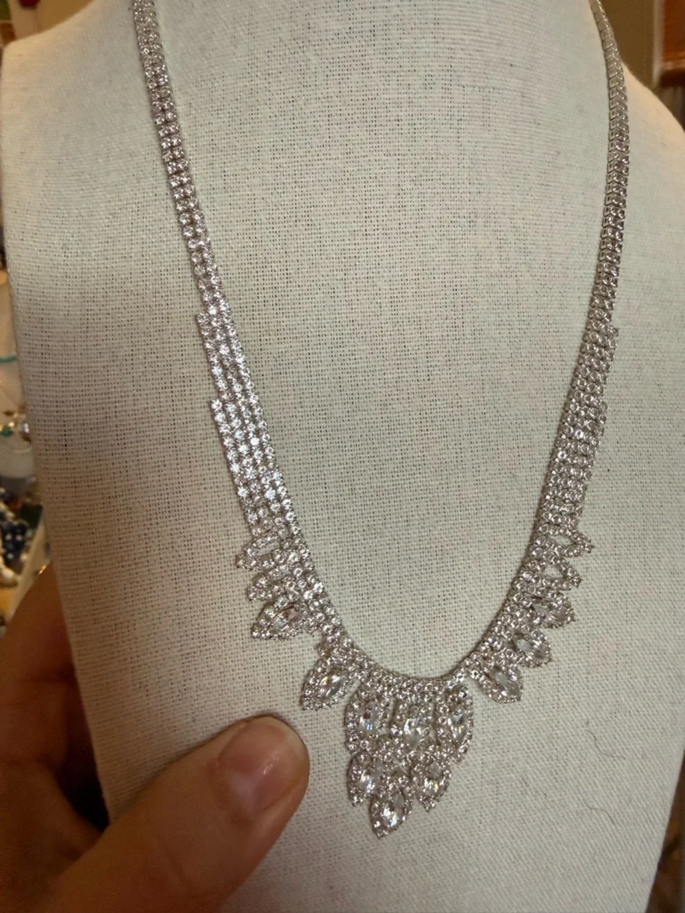 N/A elegant silver
